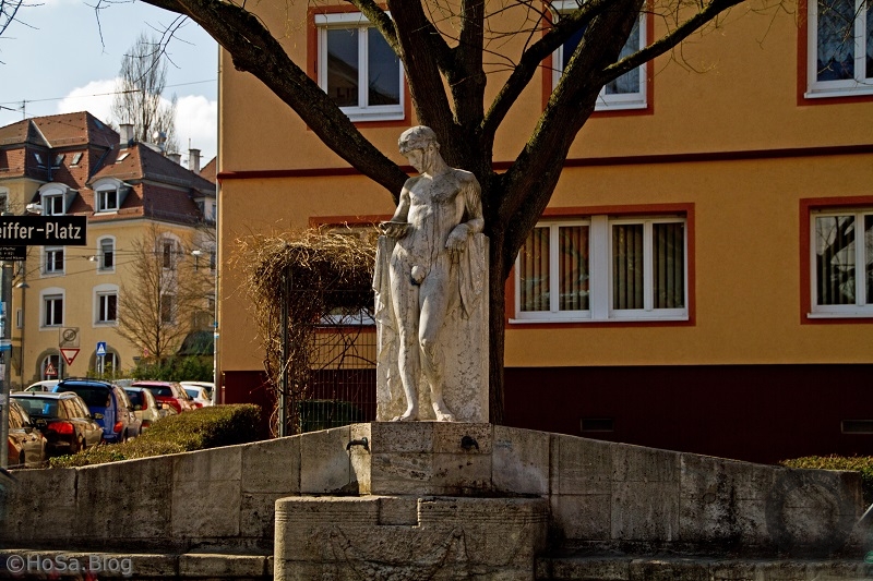 Jünglingsbrunnen in Stuttgart