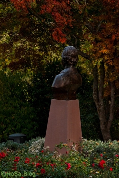 Büste von Gabriela Mistral in Stuttgart