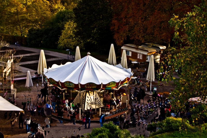 Eliszis Jahrmarkttheater in Stuttgart