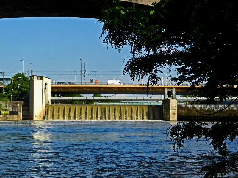 Laufwasserkraftwerk Bad Cannstatt in Stuttgart