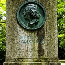 Auerbach-Denkmal in Stuttgart