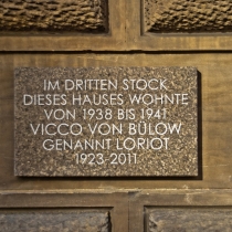 Gedenktafel für Vicco von Bülow in Stuttgart
