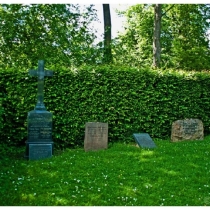 der Ehrenhain auf dem Friedhof der Uni Hohenheim